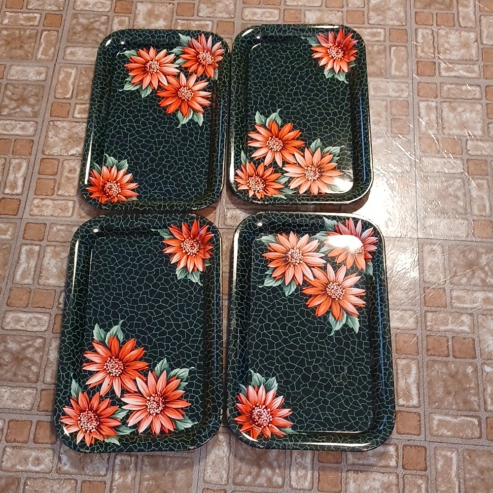 Vintage metal serving trays, set of 4, 14x9 inches, 1960's snack trays